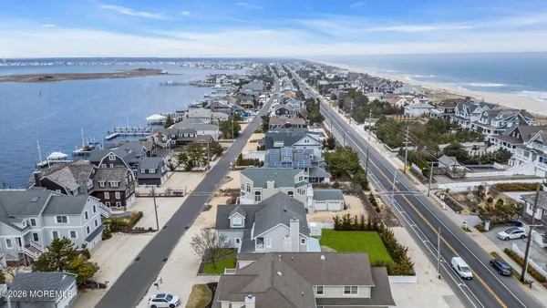 $3,100,000 | 1107 Barnegat Lane, Mantoloking, NJ 08738