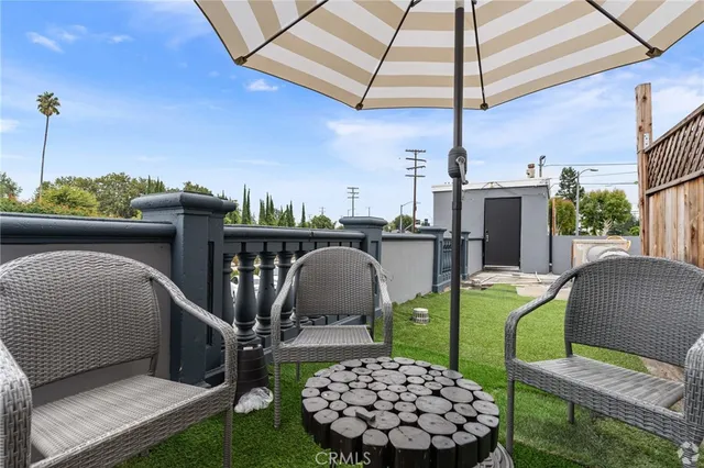 $2,375 | 6000 Woodman Avenue, Unit A, Van Nuys, CA 91401