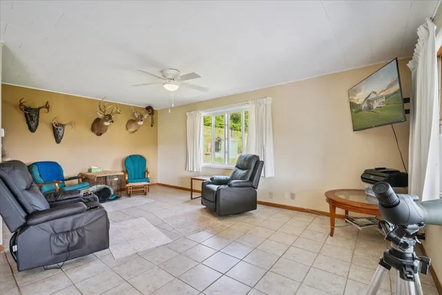 $235,000 | 7023 Highway 81, Cassville, WI 53806