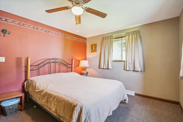 $229,900 | 7023 Highway 81, Cassville, WI 53806