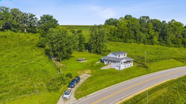 $229,900 | 7023 Highway 81, Cassville, WI 53806
