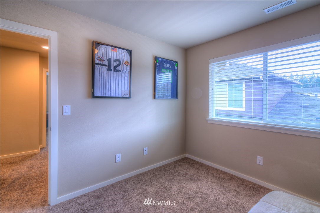 3914 168th Place Southeast Bothell, WA 98012 - Photo 16 of 18 Gallery Image 16
