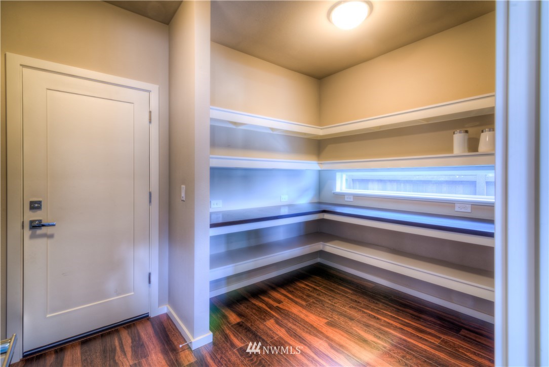 3914 168th Place Southeast Bothell, WA 98012 - Photo 7 of 18 Gallery Image 7
