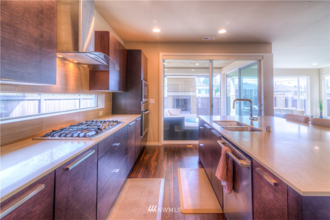 3914 168th Place Southeast Bothell, WA 98012 - Photo 8 of 18 Gallery Image 8