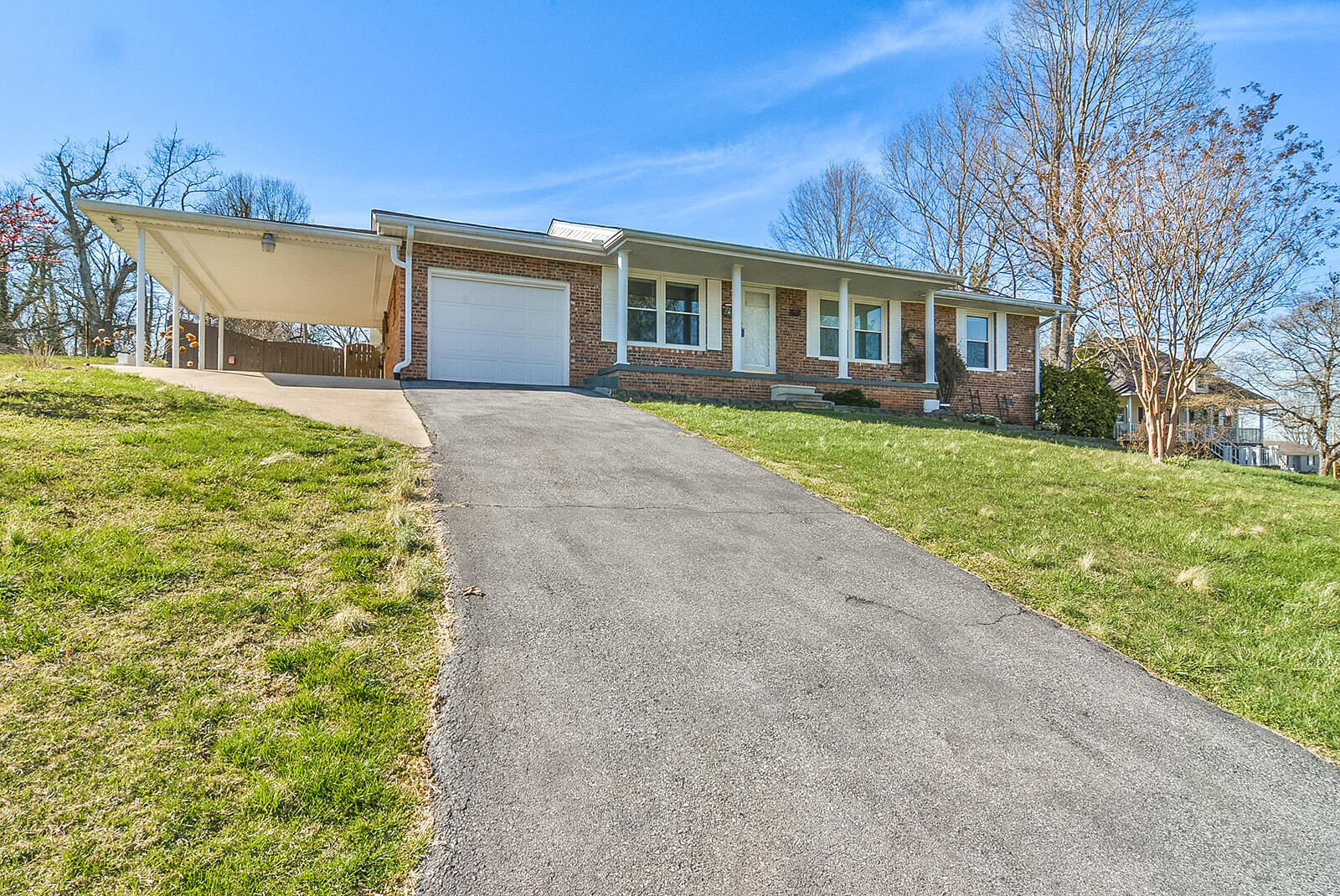 229 Historic Hills Road Kingsport, TN 37663 - Photo 2 of 28 TRB_1601