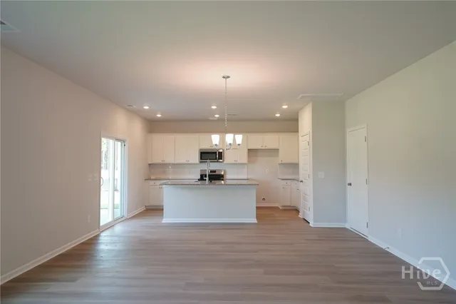 $2,150 | 116 Seagrass Way, Bloomingdale, GA 31302