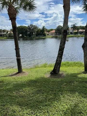 $3,000 | 15880 Southwest 12th Street, Pembroke Pines, FL 33027