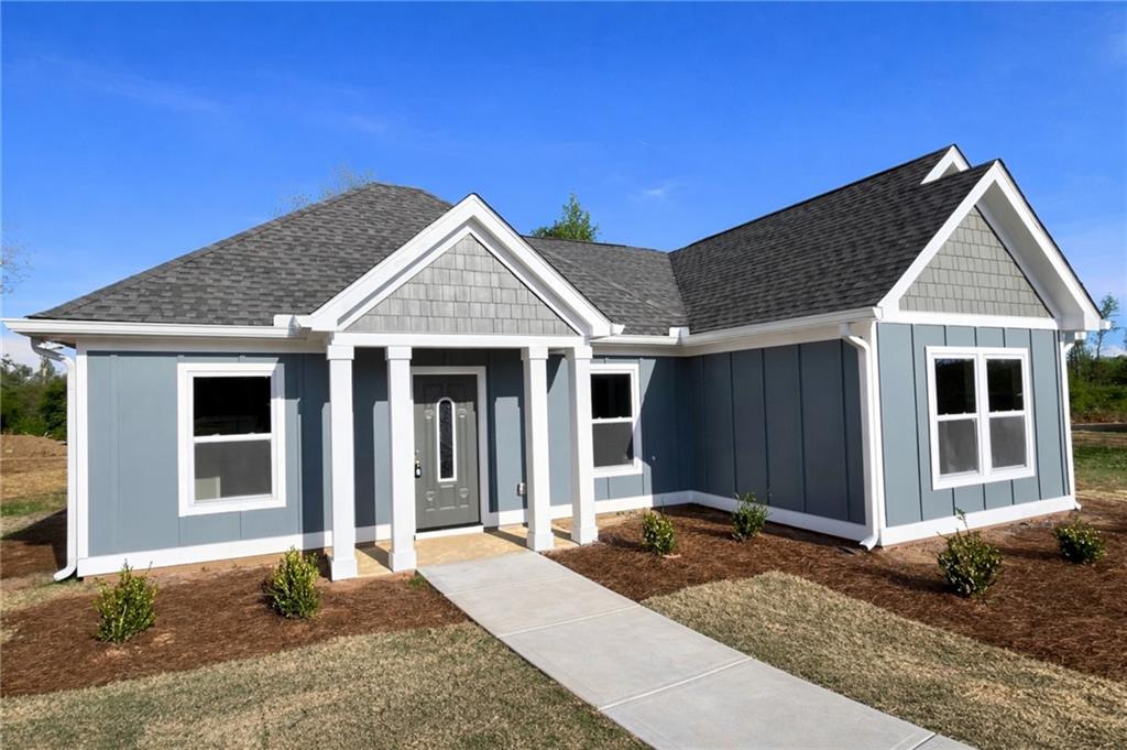 5 Green Road Griffin, GA 30224 - Photo 2 of 34 a front view of a house with yard
