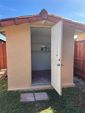 $3,600 | 14670 Southwest 49th Street, Miami, FL 33175