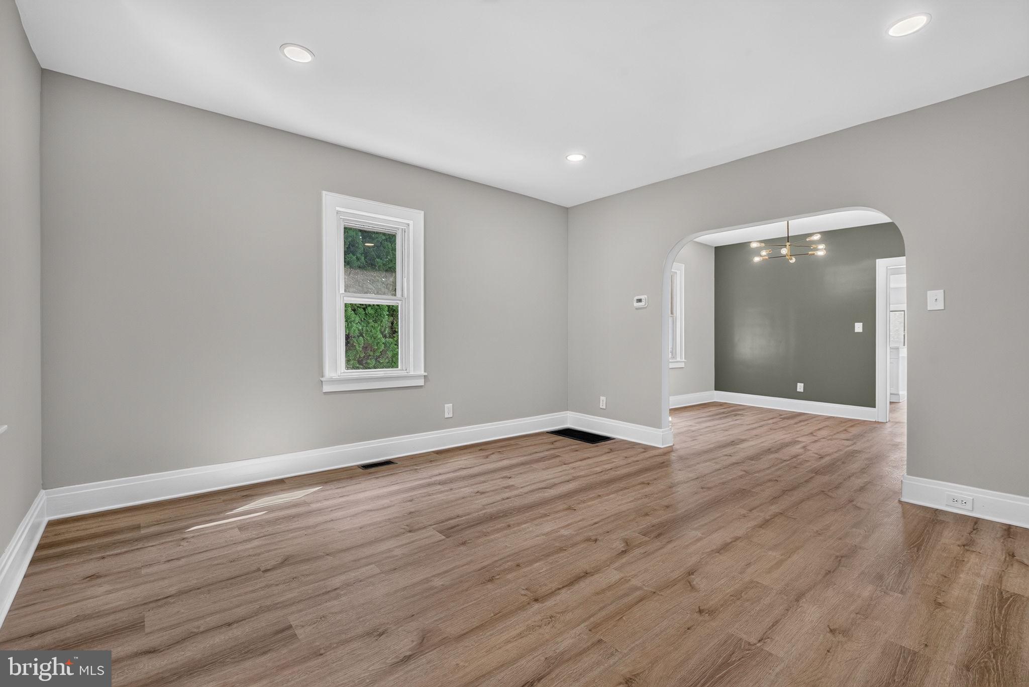 416 East Derry Road Hershey, PA 17033 - Photo 4 of 35