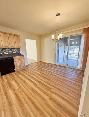 $1,095 | 206 Liberty Drive, Belleville, IL 62226