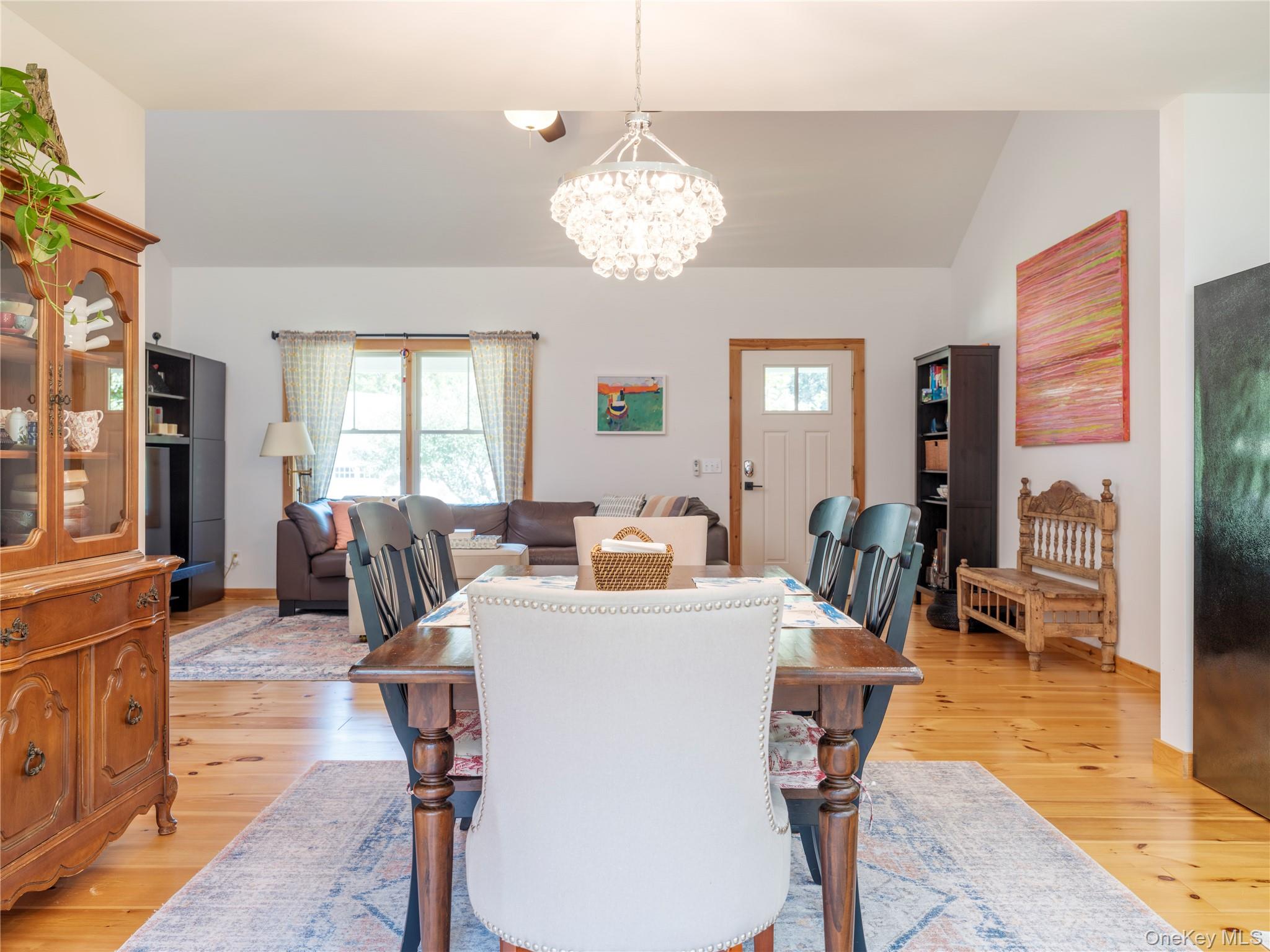 435 Sound Road Greenport, NY 11944 - Photo 5 of 20 Gallery Image 5