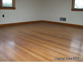 24 West Andrew Road Springfield, IL 62707 - Photo 2 of 7 Gallery Image 2