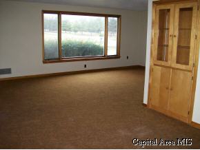 24 West Andrew Road Springfield, IL 62707 - Photo 3 of 7 Gallery Image 3