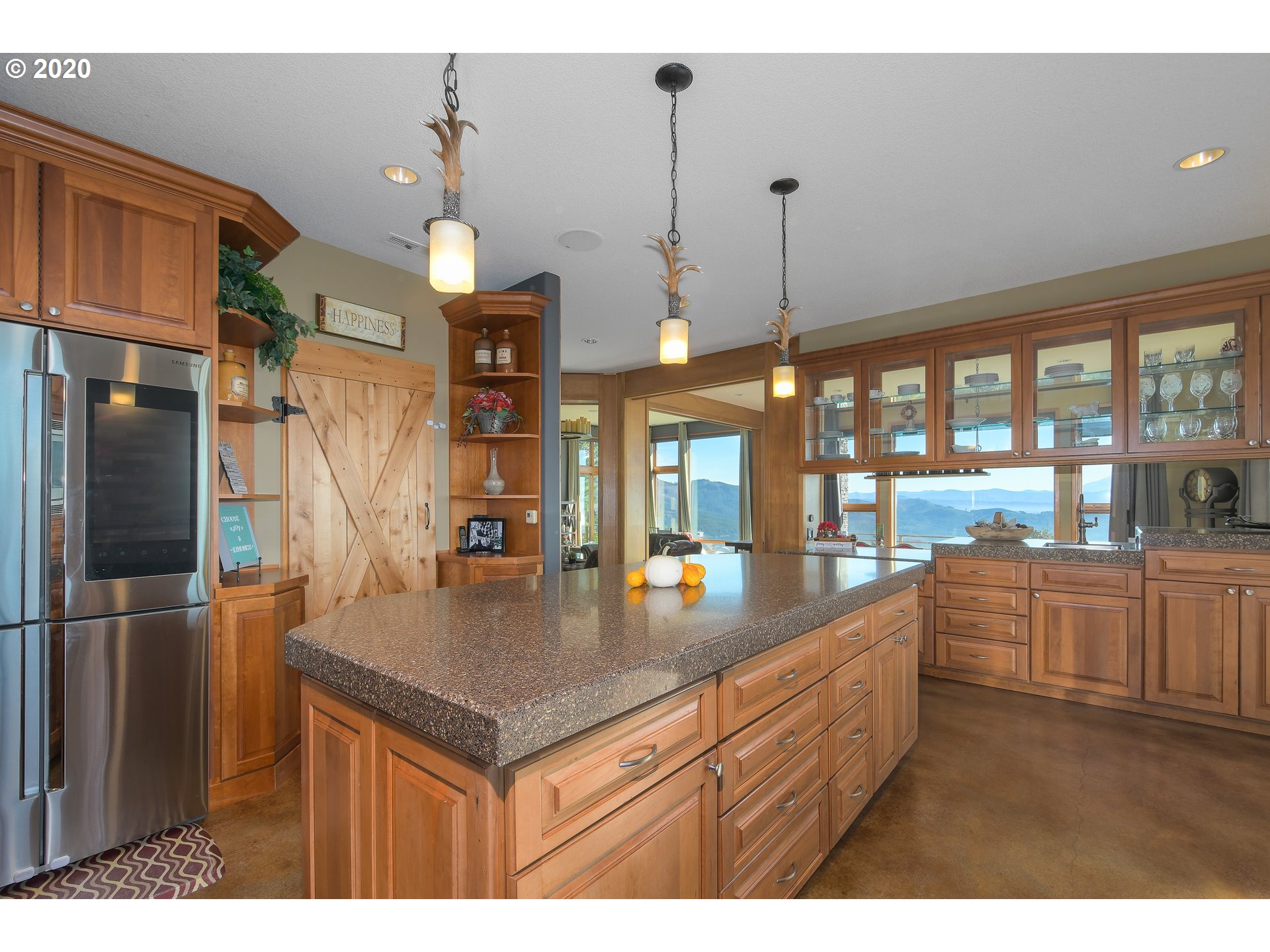30716 Northeast Spud Mountain Road Camas, WA 98607 - Photo 8 of 29 Gallery Image 8