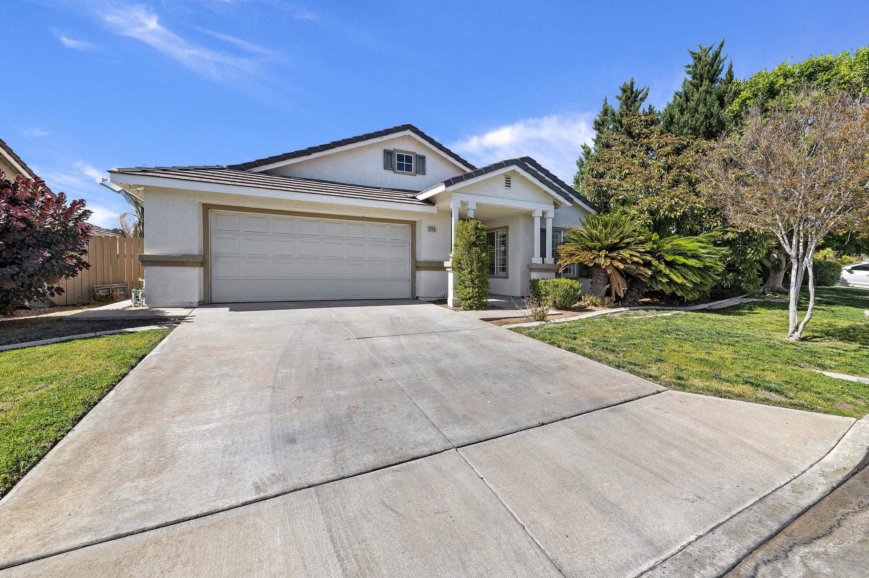 5235 Melbourne Place Riverside, CA 92508 - Photo 2 of 27 002_Front