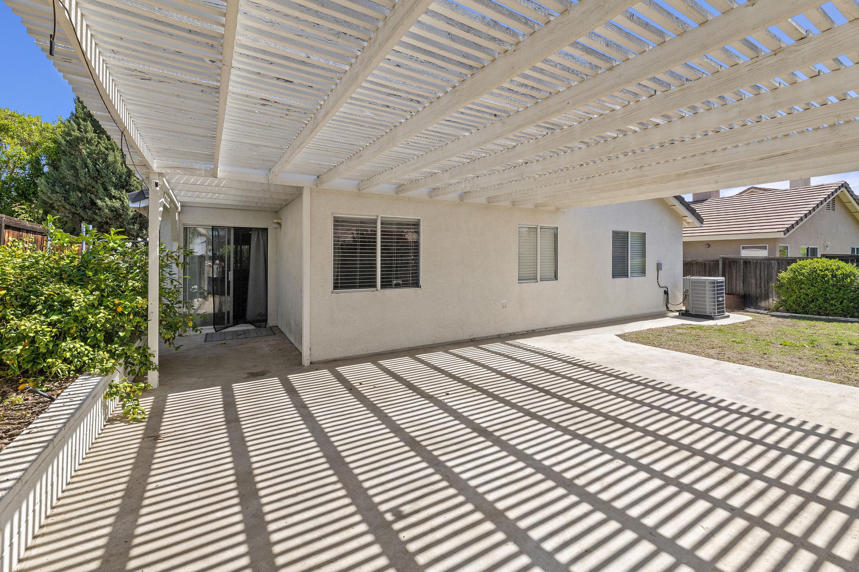 5235 Melbourne Place Riverside, CA 92508 - Photo 21 of 27 021_Back Patio