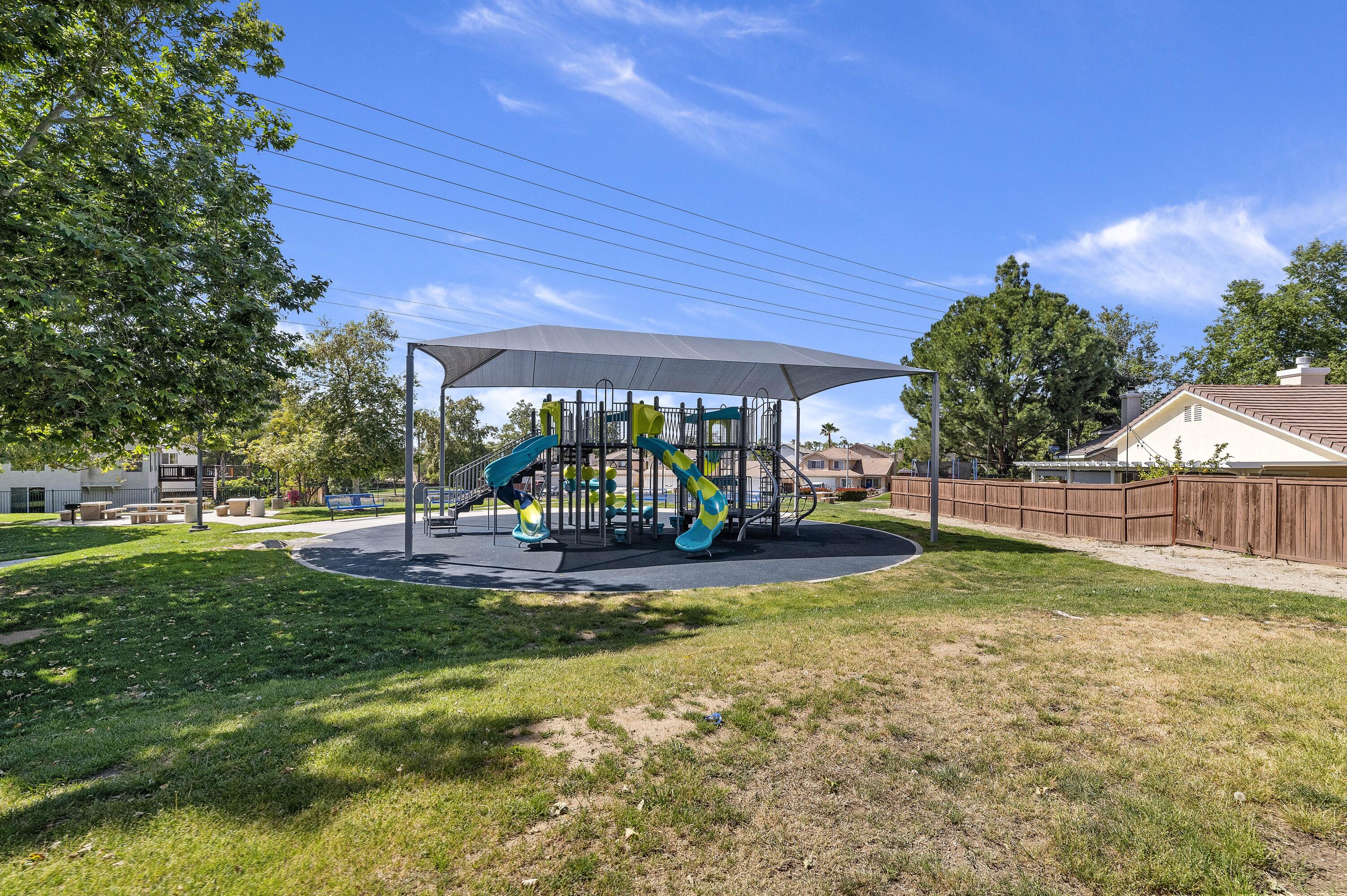5235 Melbourne Place Riverside, CA 92508 - Photo 26 of 27 026_Community Playground