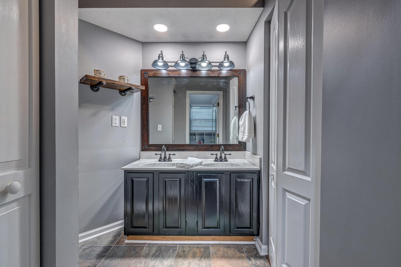 354 Retrac Road Lexington, KY 40503 - Photo 38 of 65 047-354-Retrac-Rd-Lexington-KY-40503-SMA