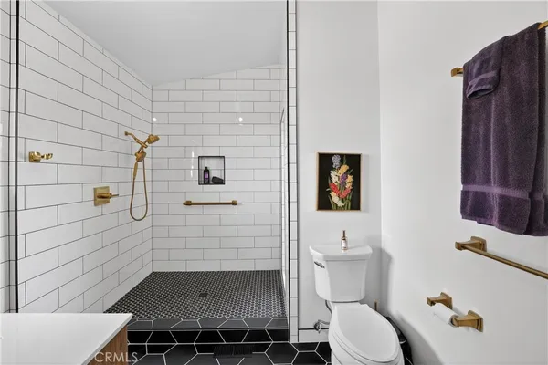 $2,500,000 | 1400 North Puente Street, Brea, CA 92821