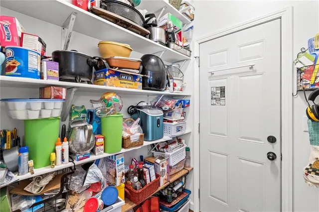 $650,000 | 1010 Northwest Lakesite Road, Maysville, MO 64469