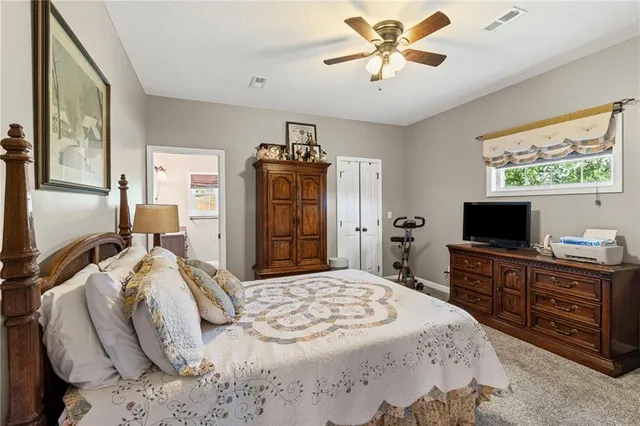 $650,000 | 1010 Northwest Lakesite Road, Maysville, MO 64469