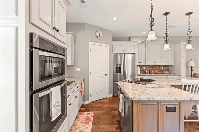 $650,000 | 1010 Northwest Lakesite Road, Maysville, MO 64469