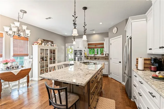 $650,000 | 1010 Northwest Lakesite Road, Maysville, MO 64469