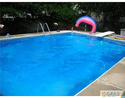 19 Arden Road Old Bridge, NJ 08857 - Photo 12 of 14 Gallery Image 12