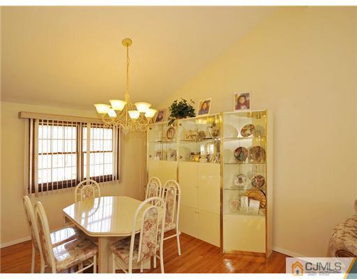 19 Arden Road Old Bridge, NJ 08857 - Photo 4 of 14 Gallery Image 4