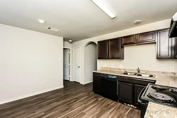 $2,160 | 4200 Summersweet Lane, Fort Worth, TX 76036