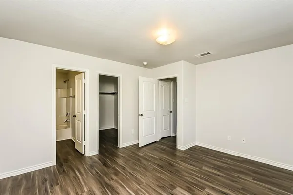 $2,160 | 4200 Summersweet Lane, Fort Worth, TX 76036