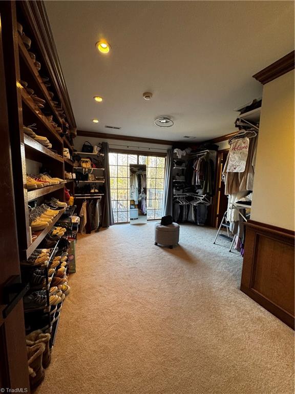 2611 Burke Farm Road Clemmons, NC 27012 - Photo 15 of 24 Primary walk in closet