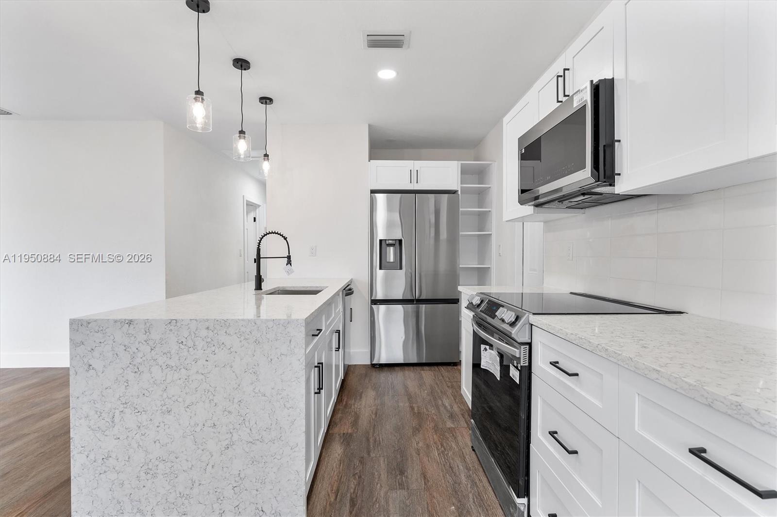 1950 Northwest 57th Street Miami, FL 33142 - Photo 11 of 36