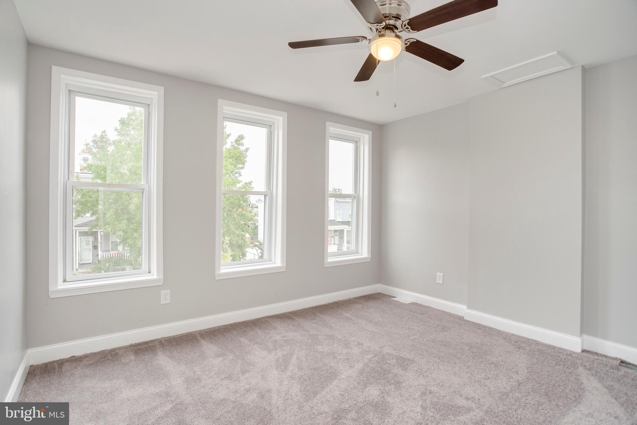 210 South Loudon Avenue Baltimore, MD 21229 - Photo 20 of 28 Enjoy a boost of natural light.