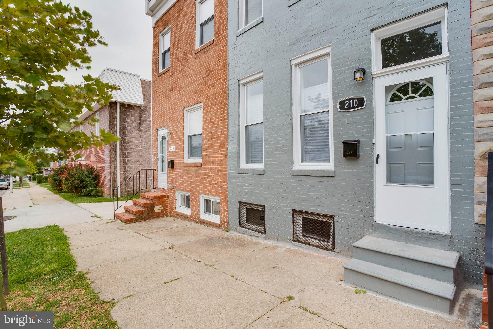 210 South Loudon Avenue Baltimore, MD 21229 - Photo 3 of 28 This home is move-in ready!