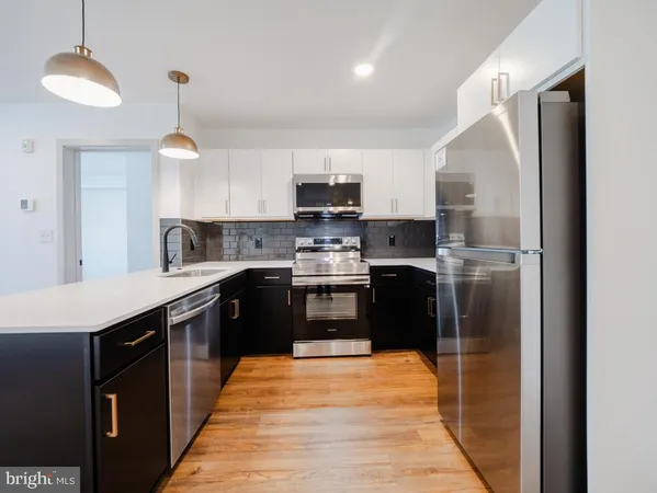 $2,375 | 6515 Ridge Avenue, Unit 617, Philadelphia, PA 19128