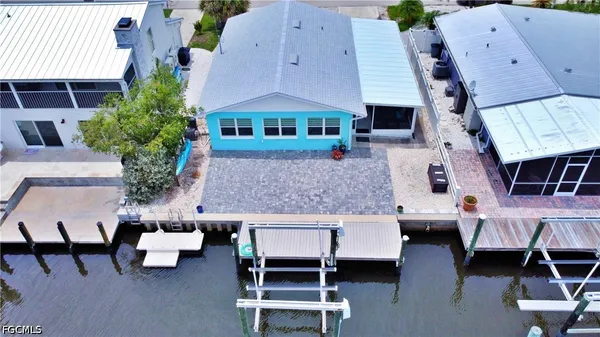 $525,000 | 2691 Geary Street, Matlacha, FL 33993