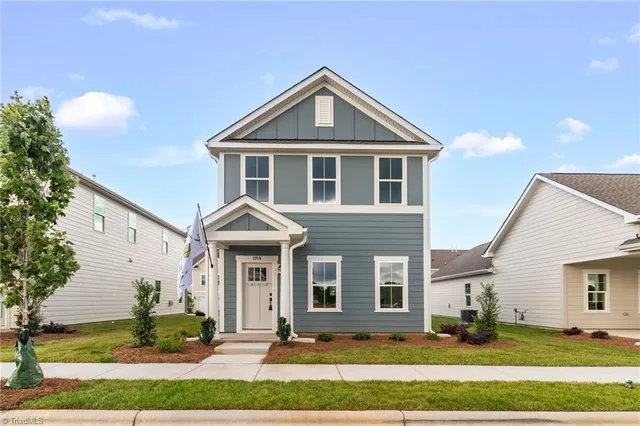 $379,900 | 1714 Creekline Drive, Kernersville, NC 27284