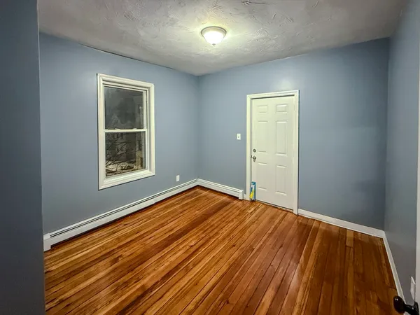 $3,600 | 180 Quincy Street, Unit 3, Boston, MA 02121