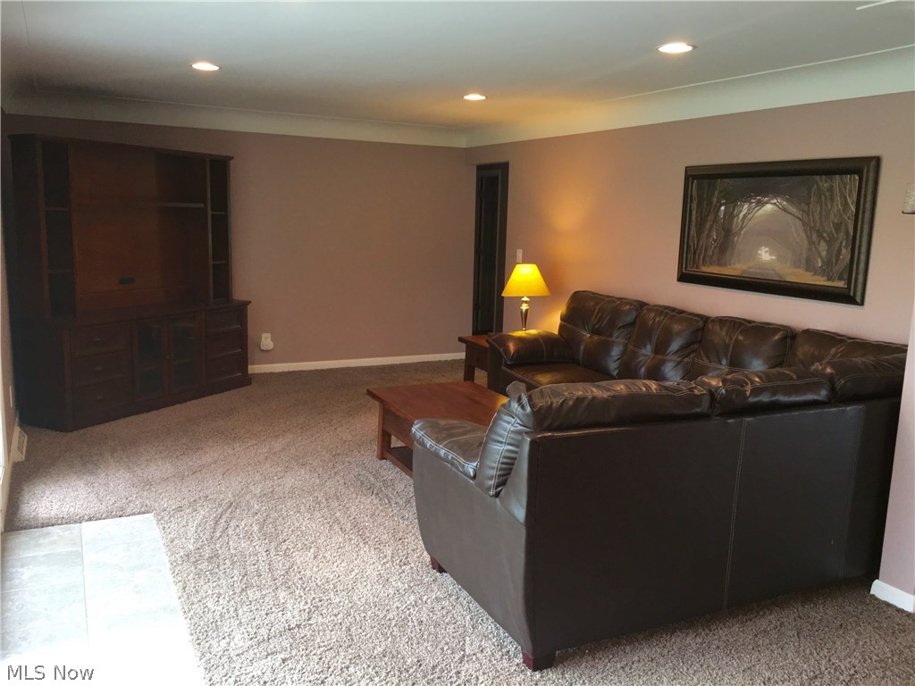 6095 Mill Road Broadview Heights, OH 44147 - Photo 11 of 17 Gallery Image 11