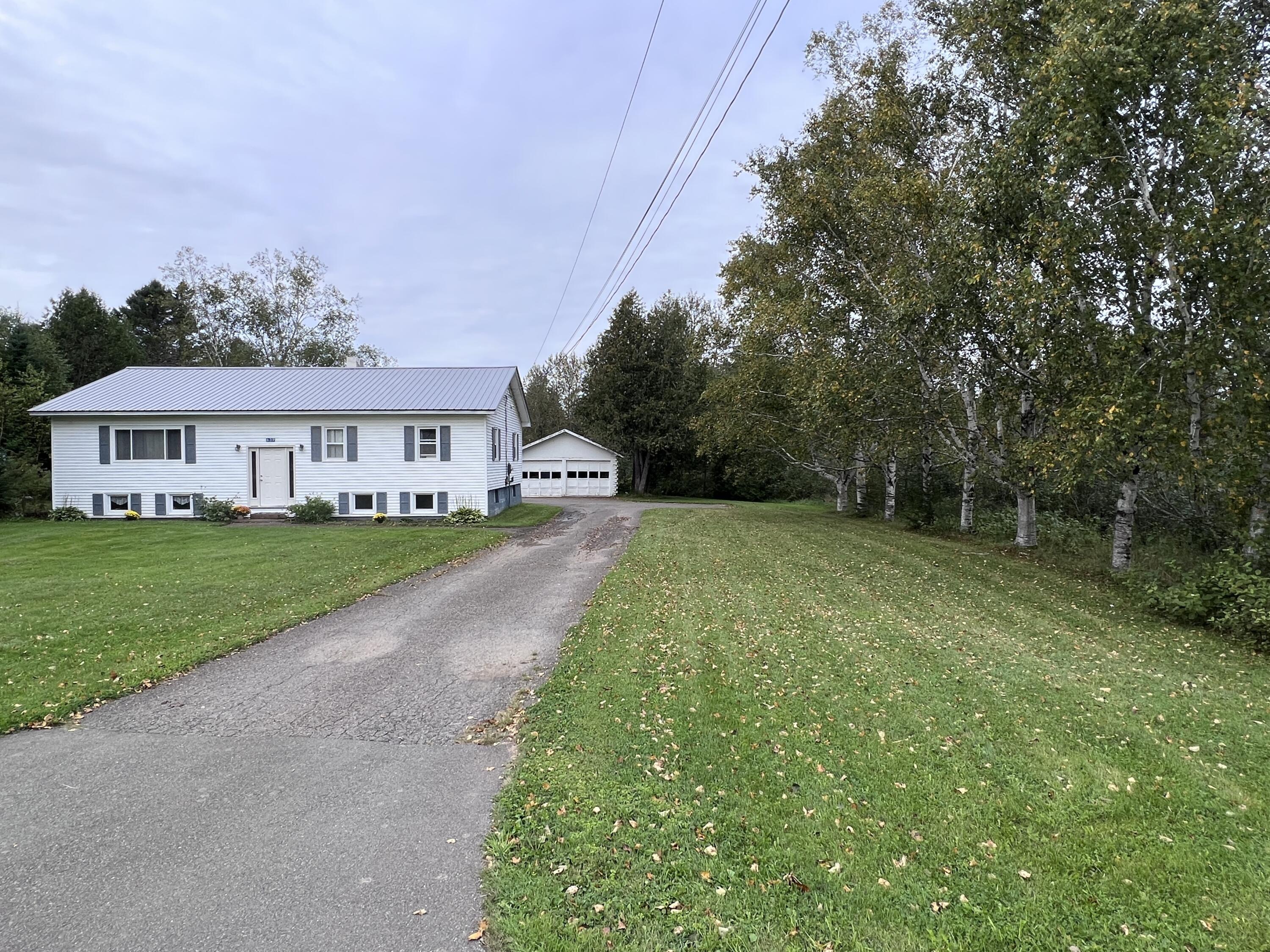639 Calais Road Houlton, ME 04730 - Photo 4 of 35 IMG_9370