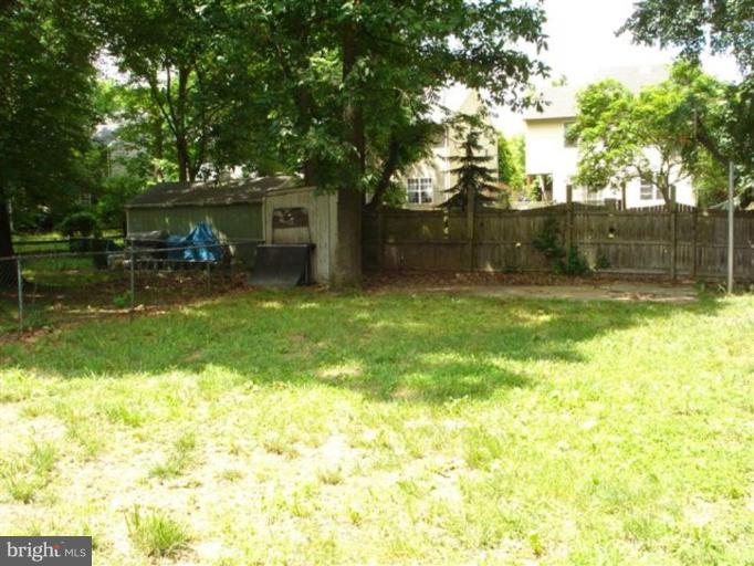 326 Laburnum Road Edgewood, MD 21040 - Photo 3 of 3 Back yard