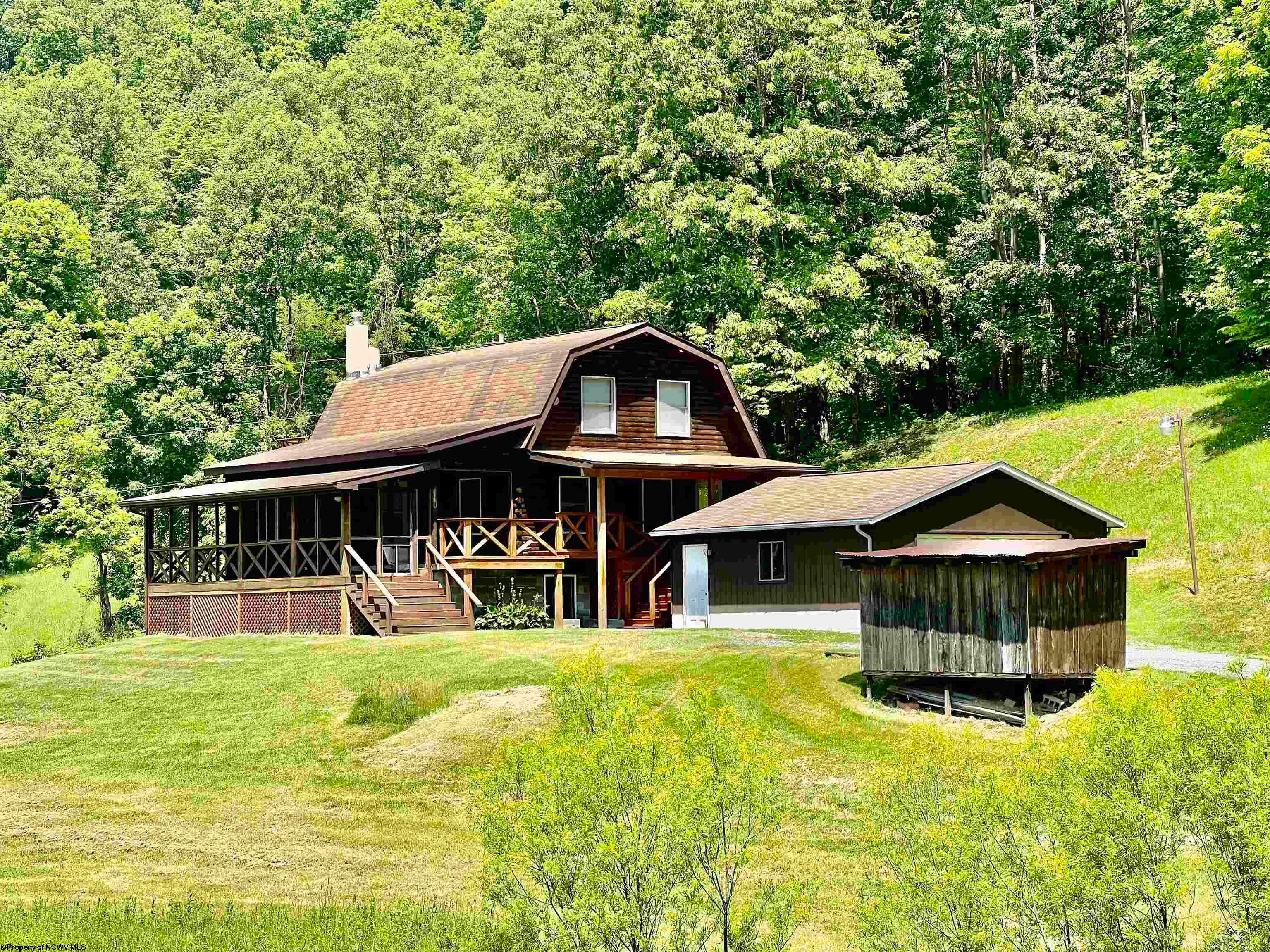 361 Stringtown Road Mannington, WV 26582 - Photo 3 of 33 Gallery Image 3