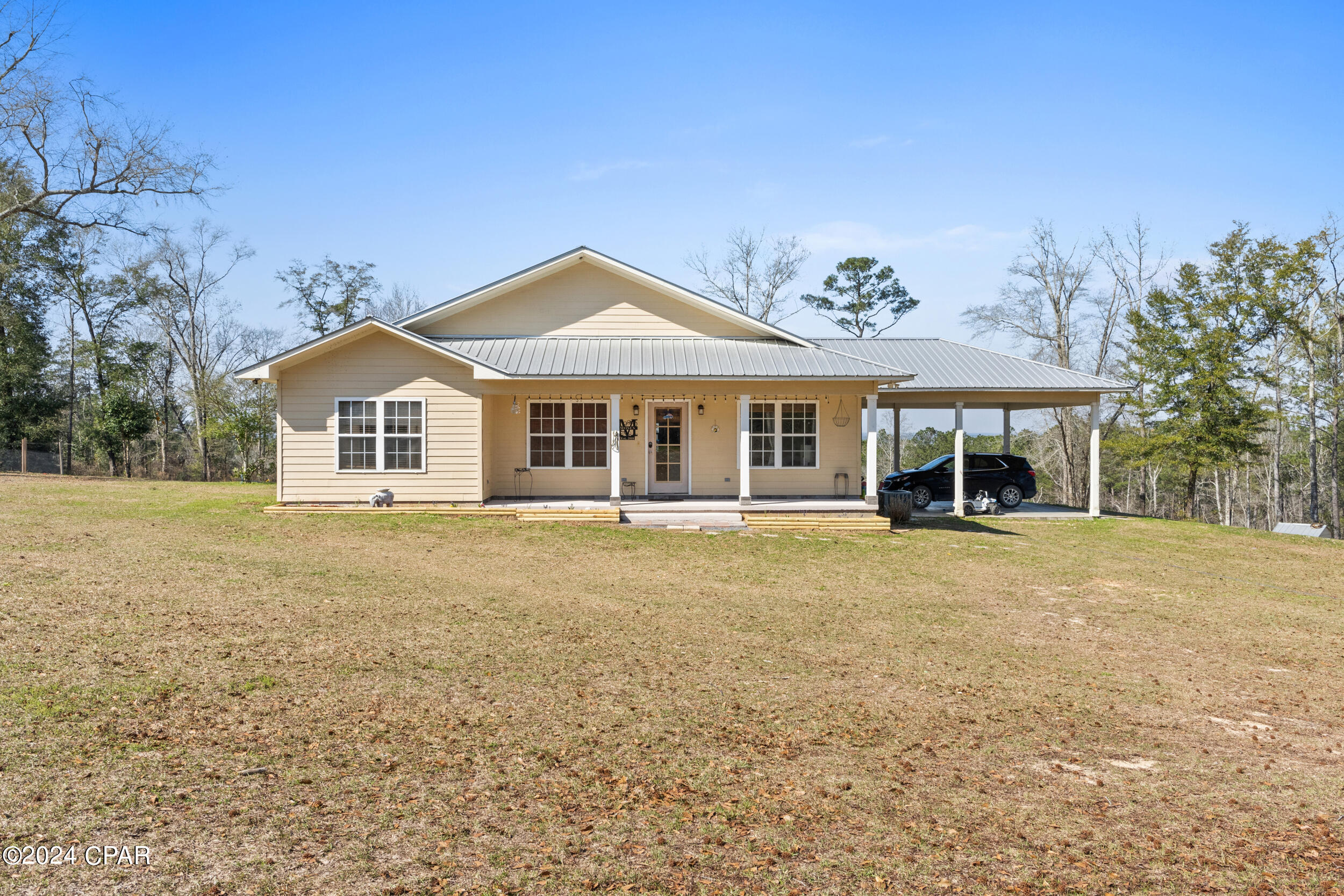 2098 Orange Hill Road Chipley, FL 32428 - Photo 4 of 57 Gallery Image 4