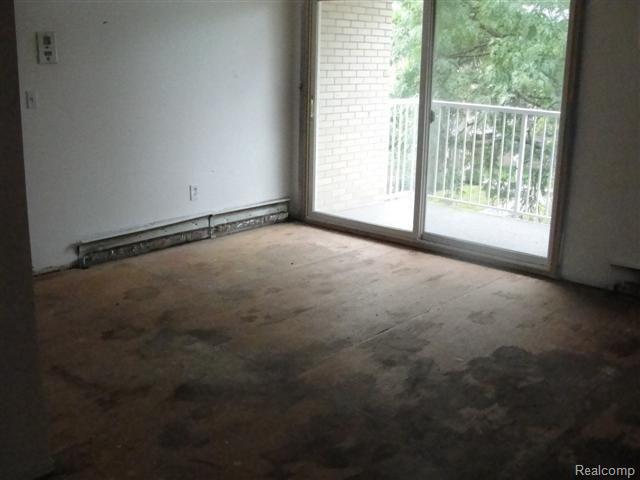 4917 Crooks Road Royal Oak, MI 48073 - Photo 7 of 8 6