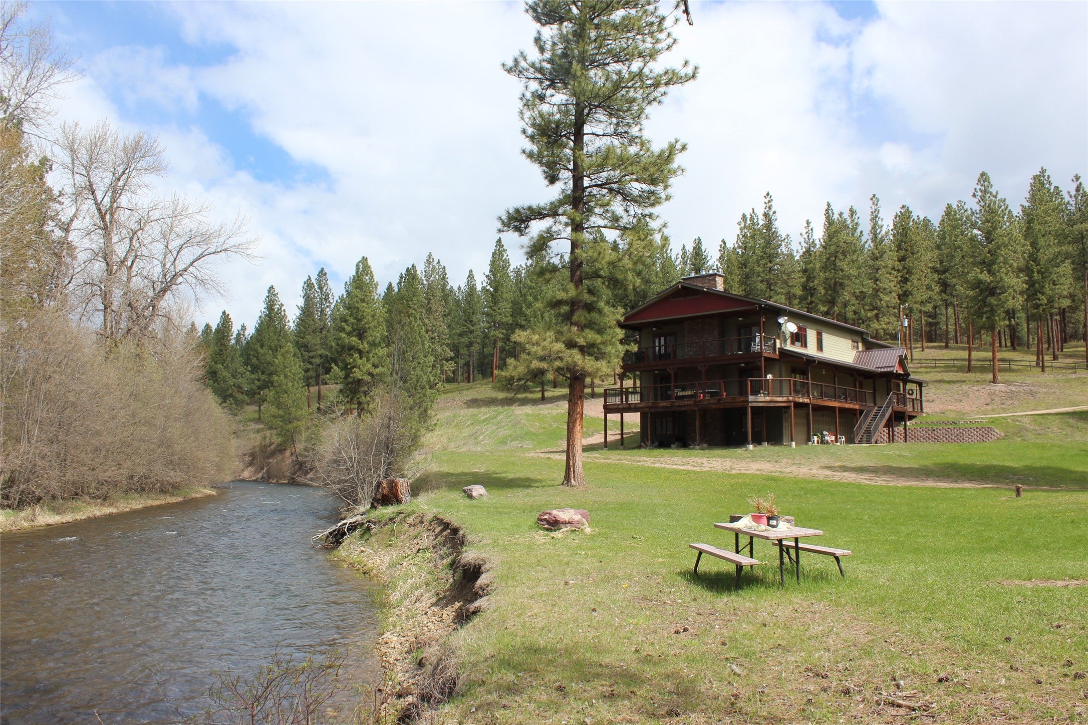21369 West Ninemile Road Huson, MT 59846 - Photo 1 of 41 Gallery Image 1