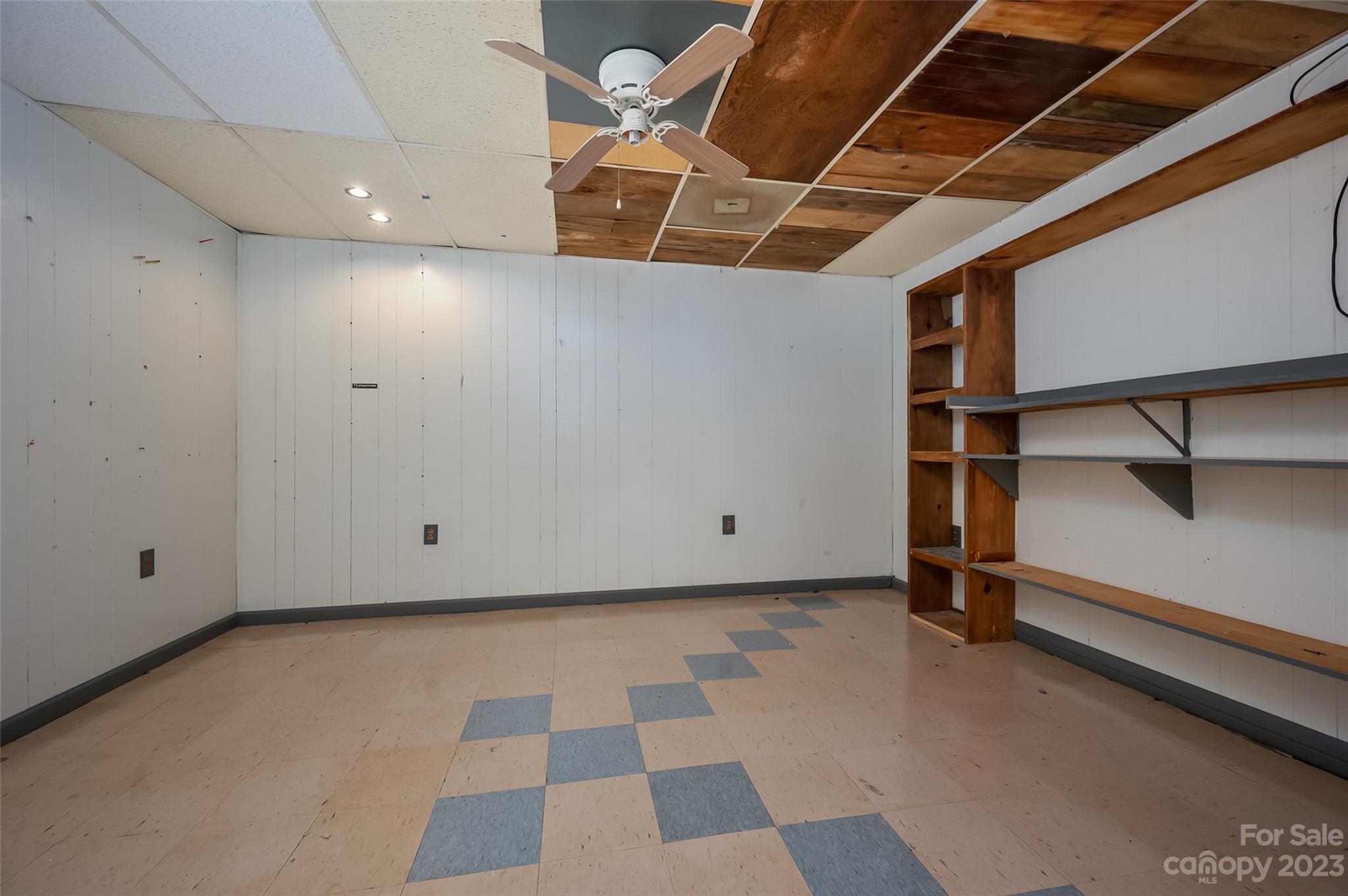 1291 Highway 221 Rutherfordton, NC 28139 - Photo 26 of 47 Gallery Image 26
