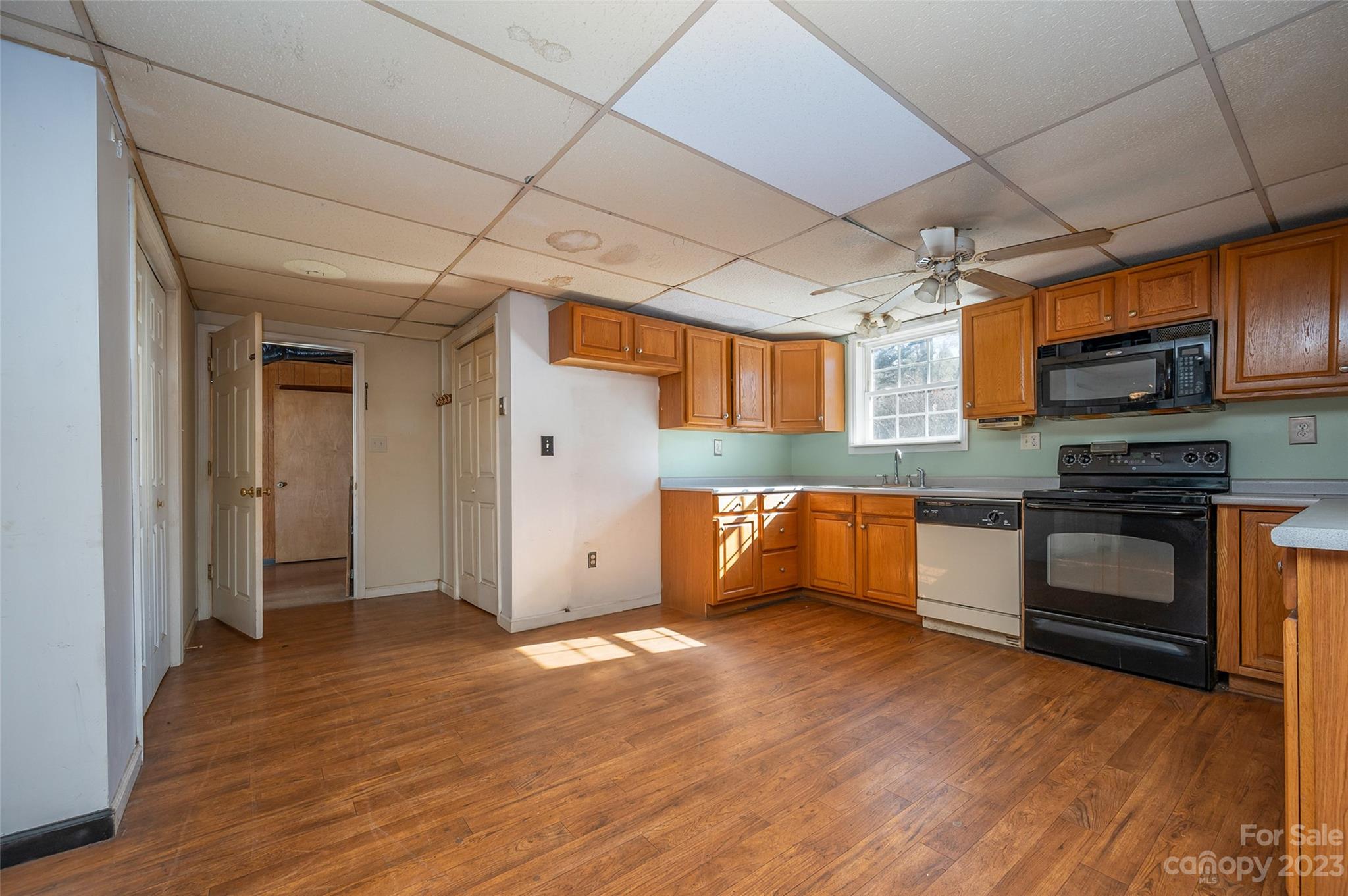 1291 Highway 221 Rutherfordton, NC 28139 - Photo 28 of 47 Gallery Image 28