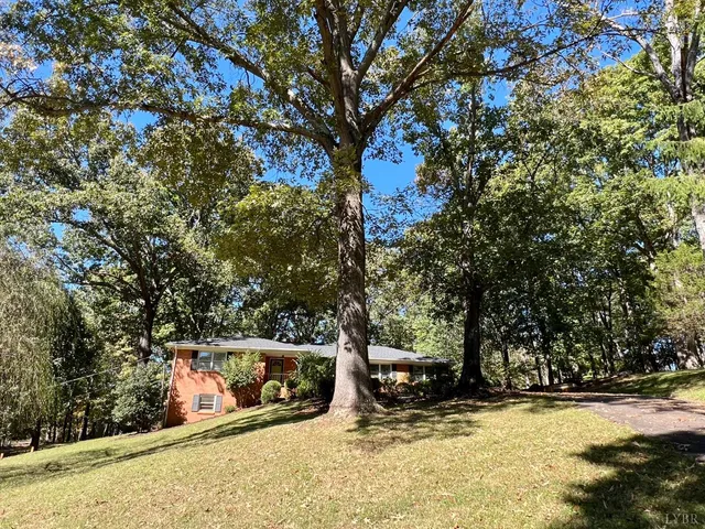 $499,900 | 103 Cedar Street, Madison Heights, VA 24572